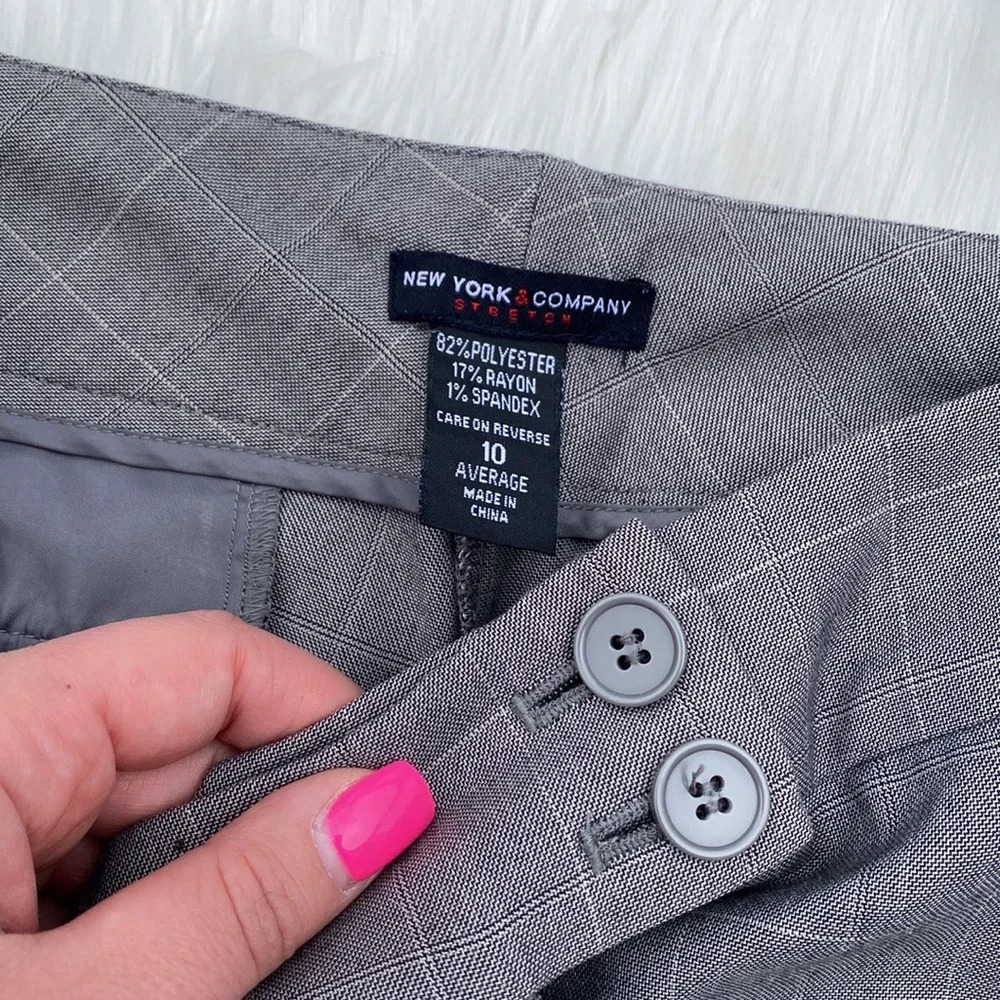 New York & Company stretch grey flare pant - Picture 4 of 5